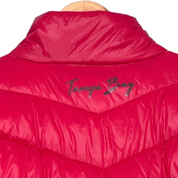NFL Tampa Bay Buccaneers Puffer Jacket Women Sz XXL Red White Quilted Full Zip - Picture 8 of 9